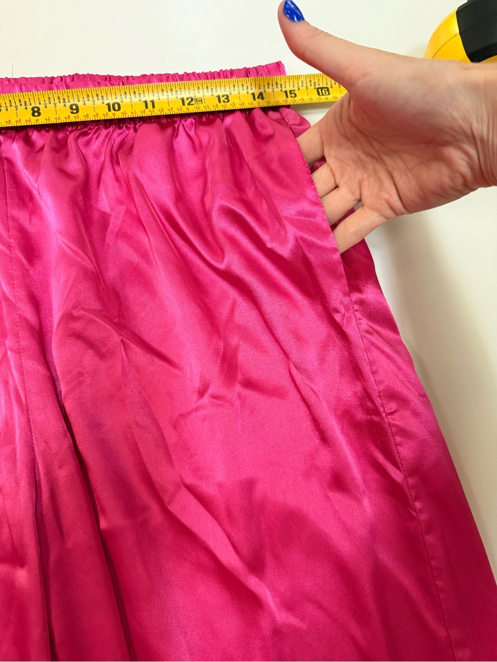 Bright Fuchsia Satin Two-Piece Pajama Set Sz Large - Picture 9 of 11